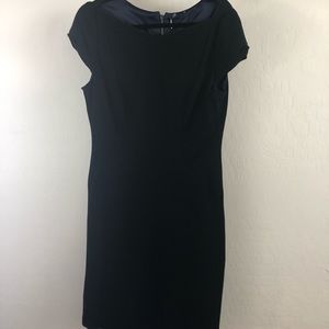 Elite Tahari Natalia Cap-Sleeve Ruched Dress